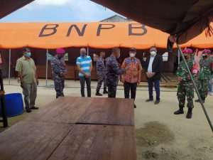 Anggota DPR RI Komisi I Mukhlis Basri Apresiasi Dapur Umum Brigif 4 Marinir/BS Lampung