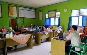SMP Negeri 8 Blambangan Umpu Way Kanan Rapat PJJ