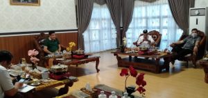 Bupati Lamteng Beri Solusi Kepada Kepala Daerah Terkait Penanganan Distribusi Tabung Oksigen