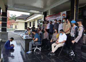 Konferensi Pres Berhasil Mengungkap Pelaku Pembunuhan di Way Tuba