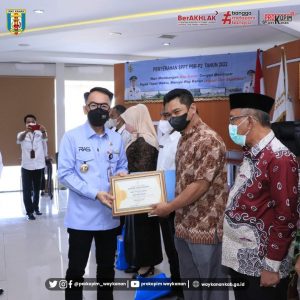 Bupati Waykanan Hadiri Acara Pembagian SPPT PBB P2