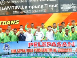 Bupati Lamtim M Dawam Rahardjo Lepas Tim Sepak Bola Persilamtim U-17 Piala Soeratin di Surabaya, Jawa Timur