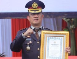 Kepala BNNK Way Kanan Menerima Penghargaan Khusus atas Keberhasilan Menggagalkan Penyelundupan Narkoba